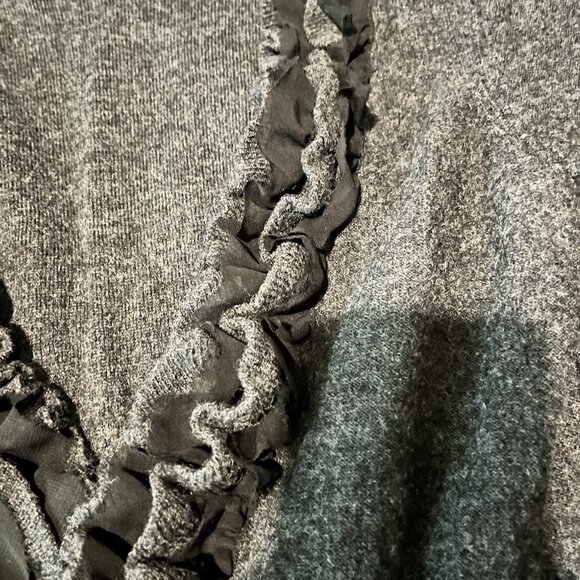 Women’s Large Elena Solano Sweater Ruffles 100% Merino Wool - Picture 4 of 6